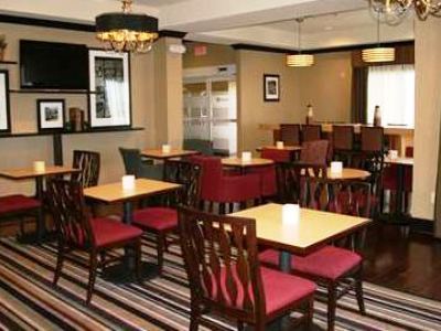 Hotel Hampton Horn